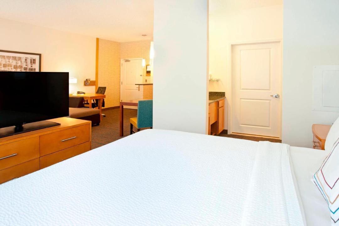 Photo of Bedroom in Branchburg