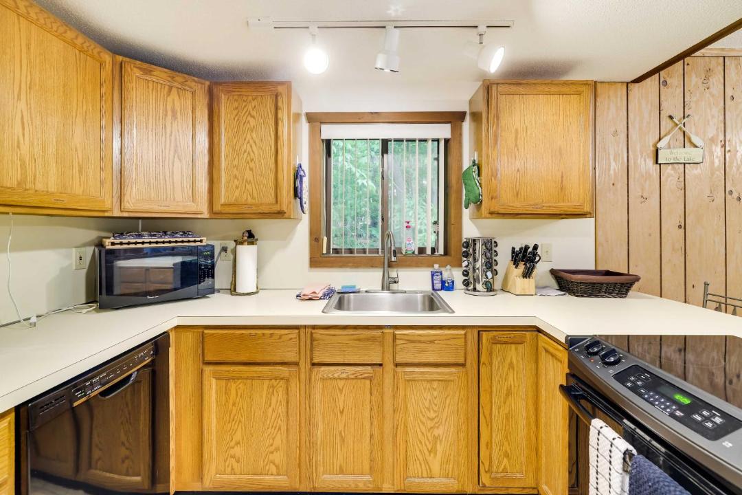 Photo of Kitchen in Greentown