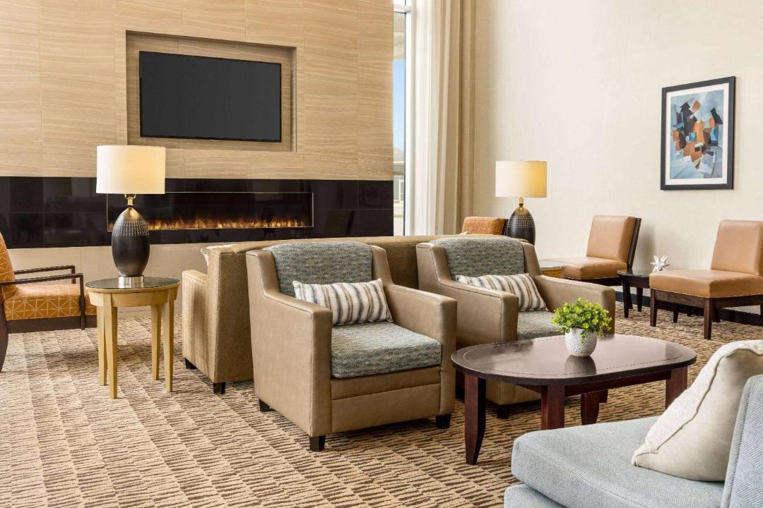Photo of Livingroom in Avon