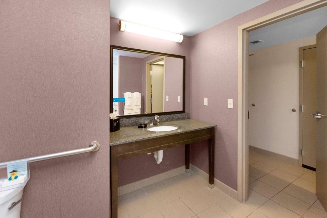 Photo of Bathroom in Homeacre-Lyndora