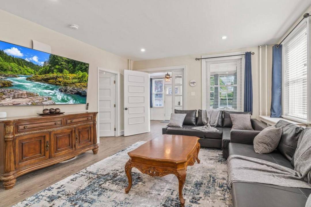 Photo of Livingroom in Narberth