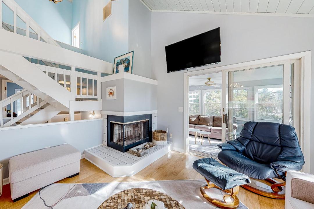 Photo of Livingroom in Sandpiper Pines