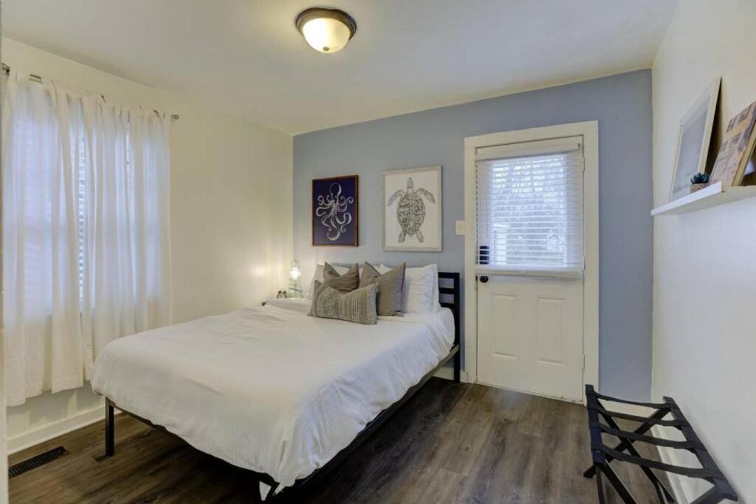 Photo of Bedroom in Midtown
