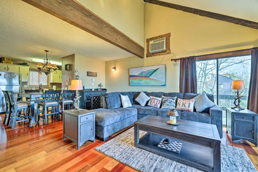 Photo of Livingroom in Village at Camelback
