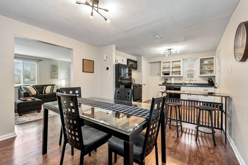 Photo of Livingroom in Brookline