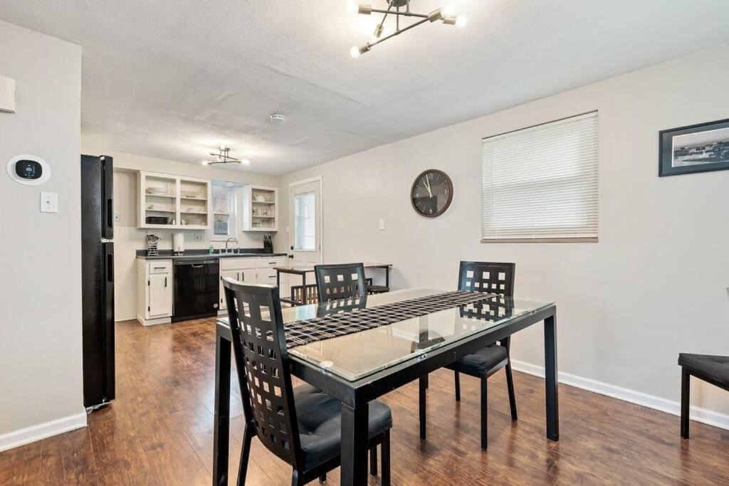 Photo of Livingroom in Brookline