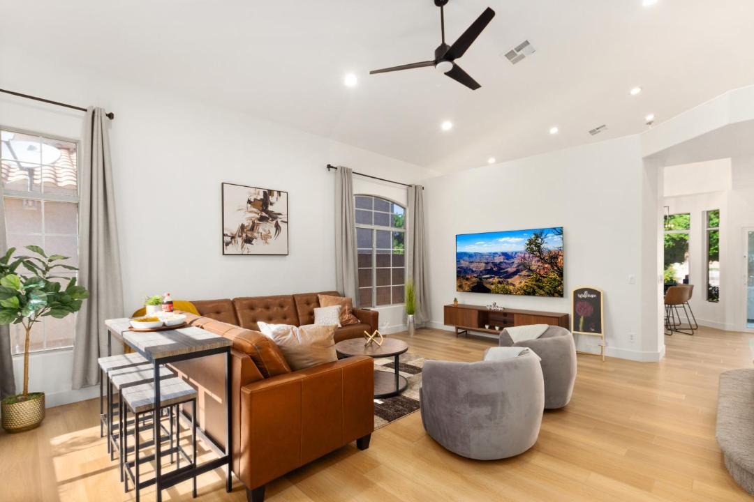 Photo of Livingroom in Chandler