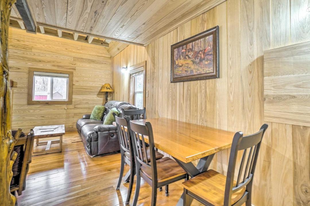 Photo of Livingroom in Gallipolis Ferry