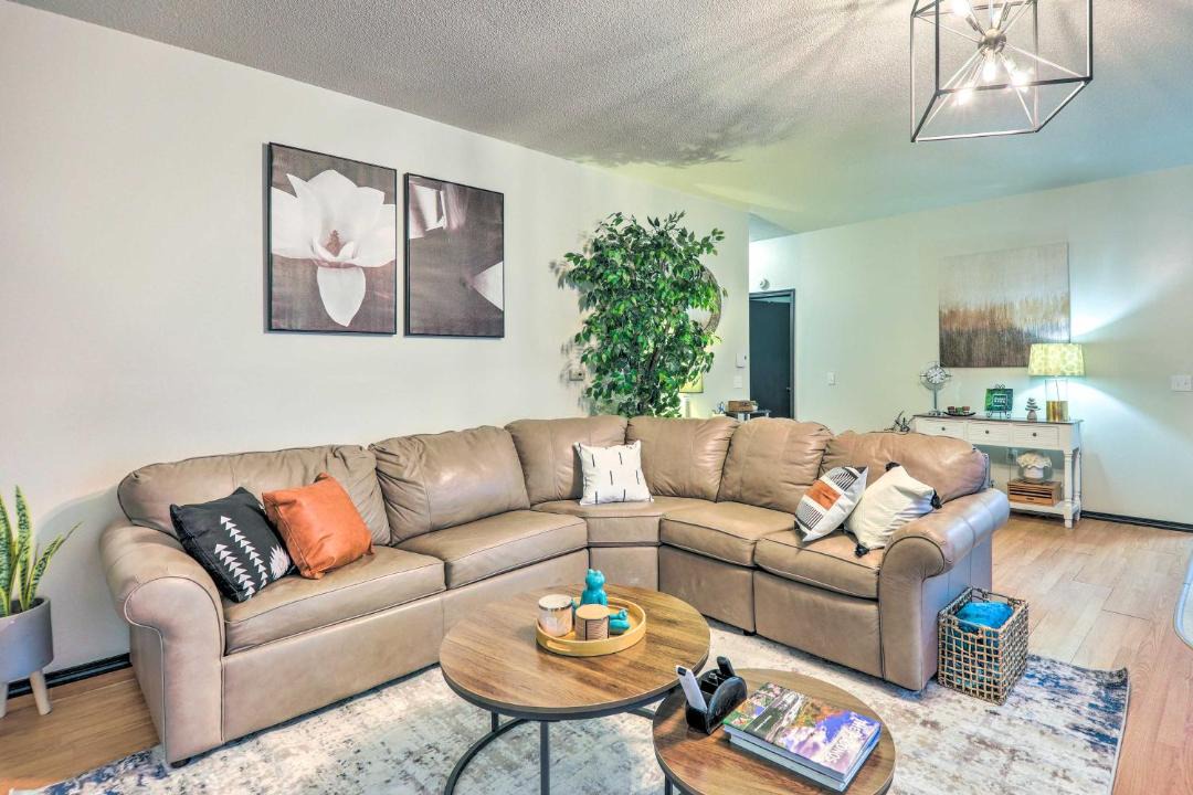 Photo of Livingroom in Tobyhanna
