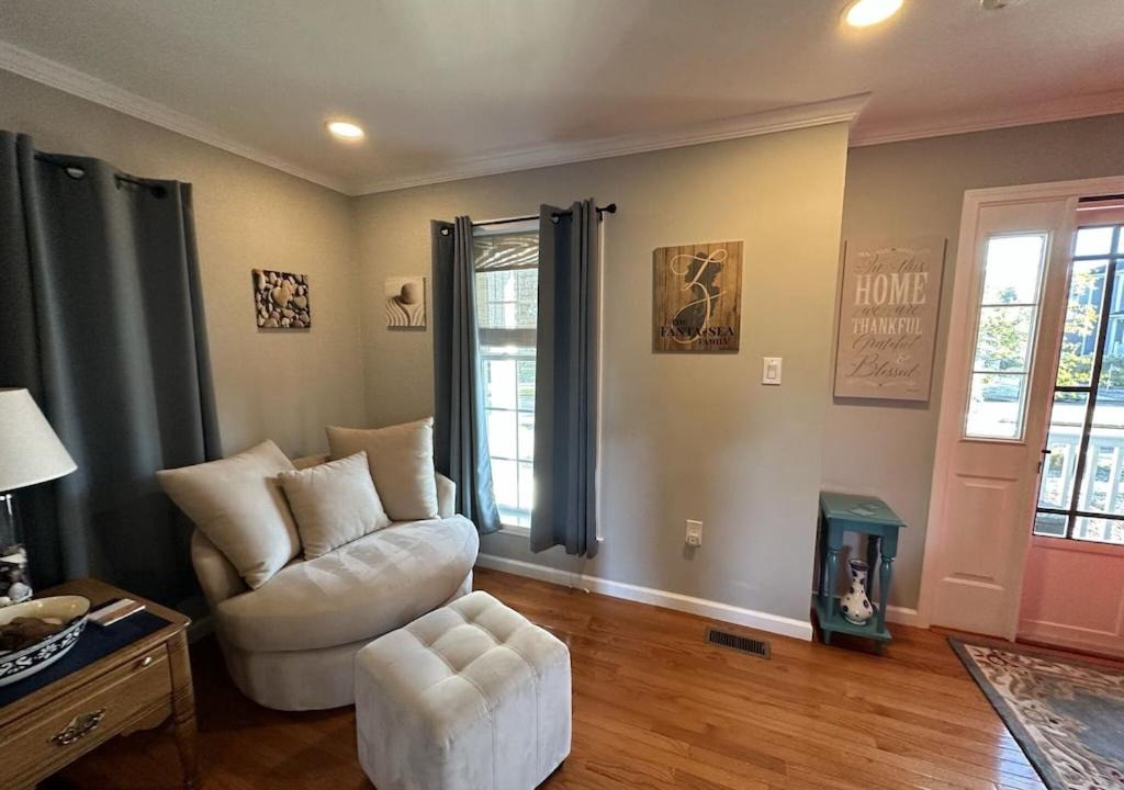 Photo of Livingroom in Point Pleasant Beach