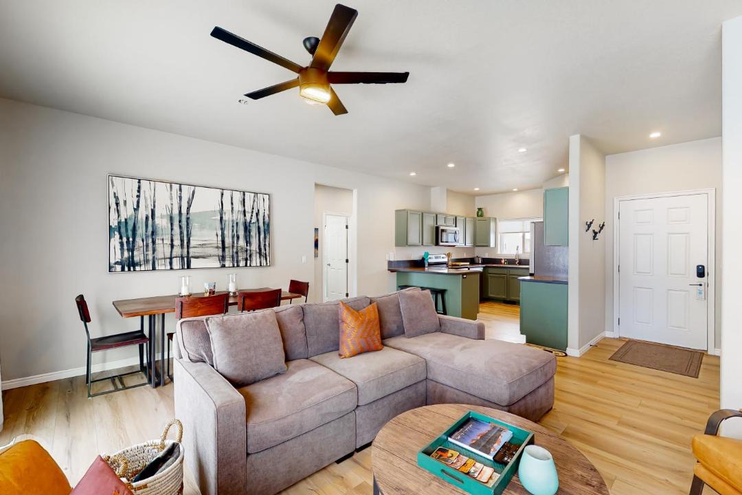 Photo of Livingroom in Donnelly