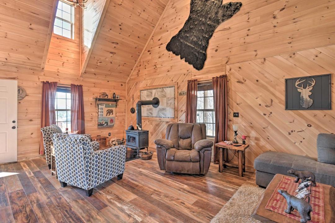 Photo of Livingroom in Berea
