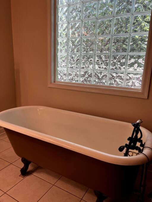 Photo of Bathroom in Luray