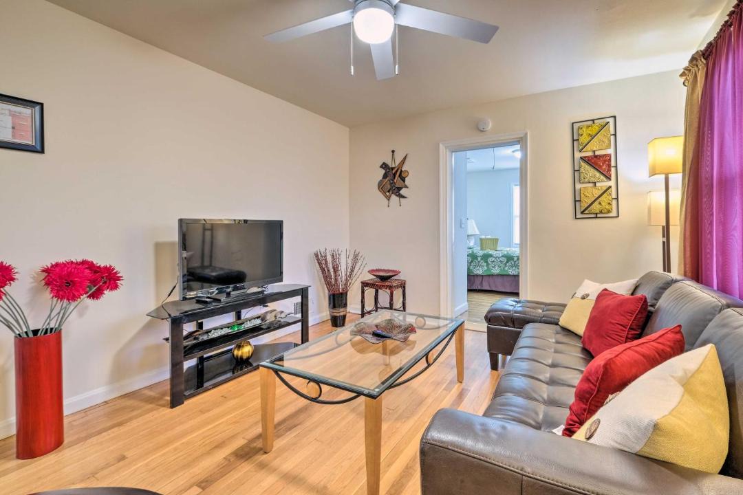 Photo of Livingroom in Suitland-Silver Hill