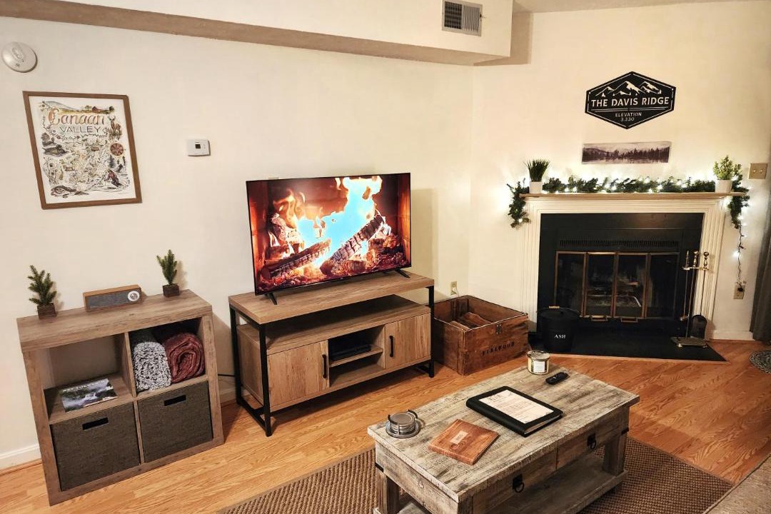 Photo of Livingroom in Davis