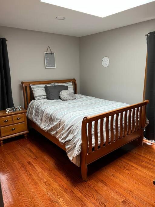Photo of Bedroom in Seaside Heights