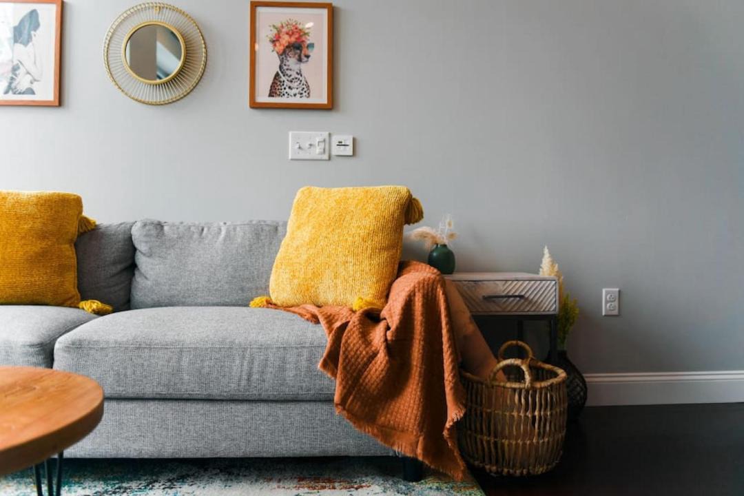 Photo of Livingroom in Downtown Pittsburgh
