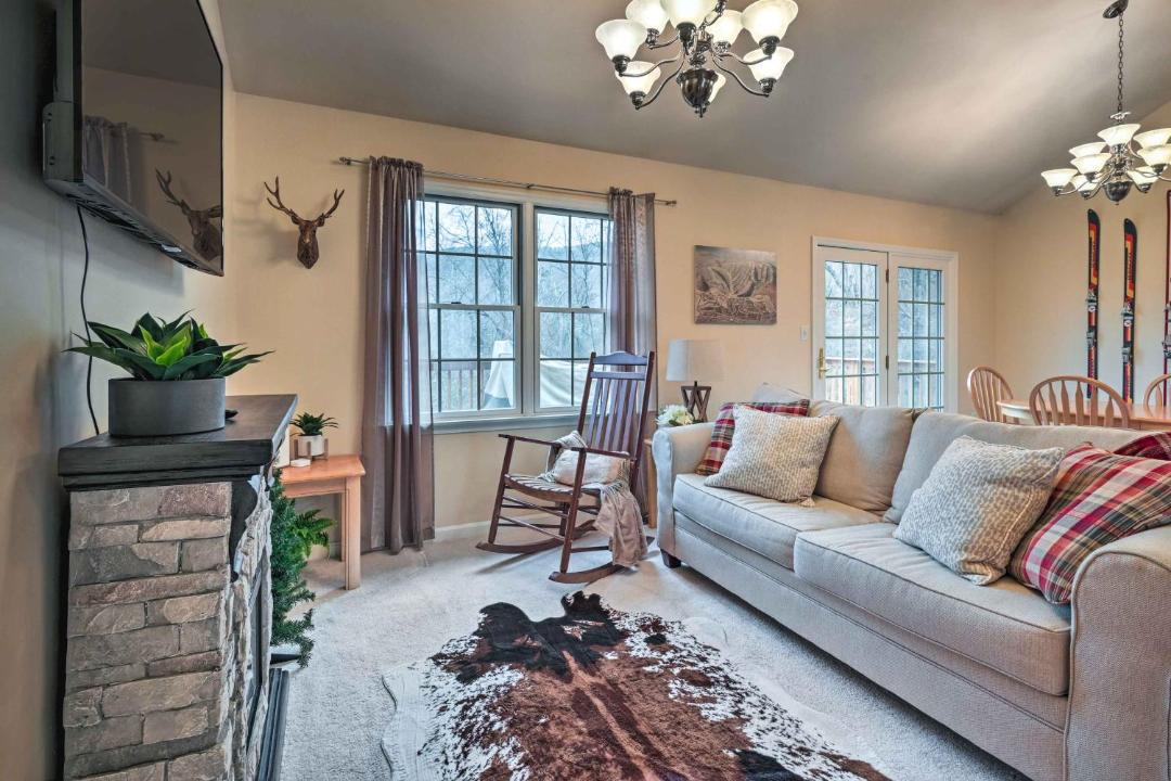 Photo of Livingroom in Mercersburg