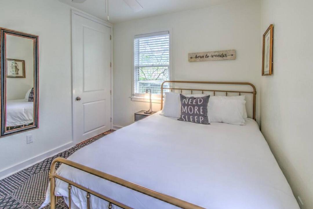 Photo of Bedroom in Midtown
