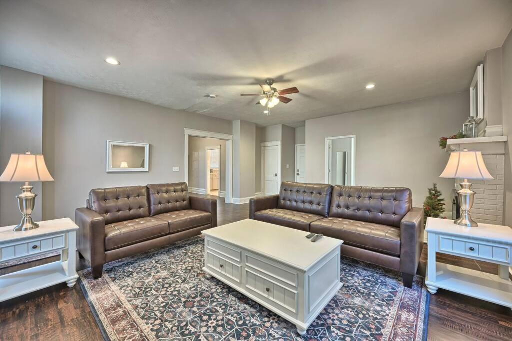 Photo of Livingroom in Harrisburg - Hershey