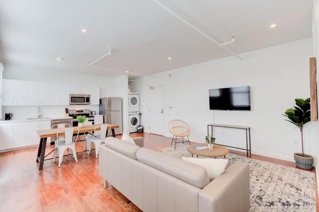 Photo of Livingroom in South Main Historic District
