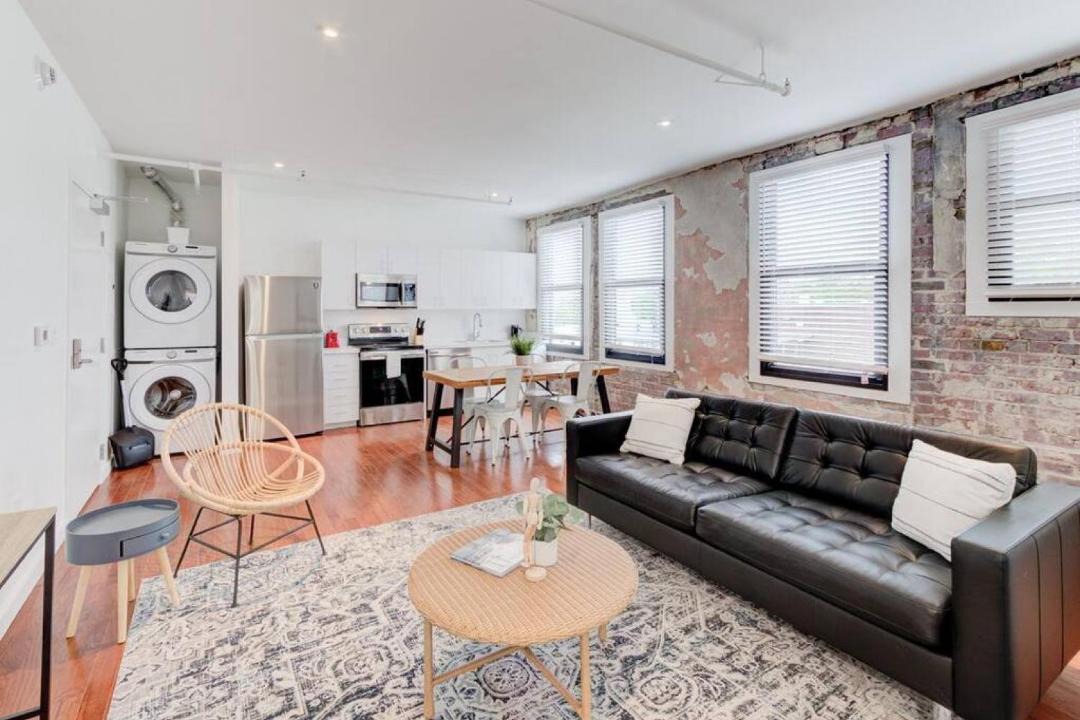 Photo of Livingroom in South Main Historic District