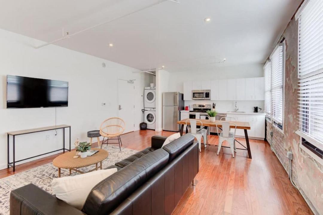 Photo of Livingroom in South Main Historic District