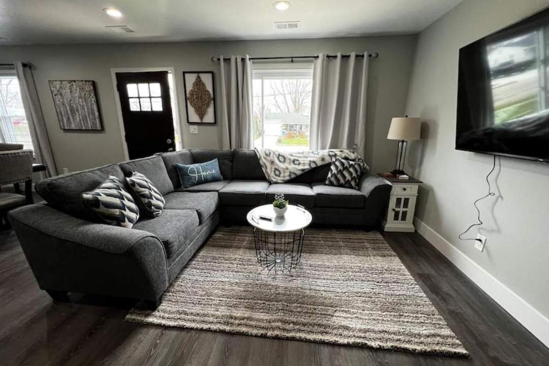 Photo of Livingroom in Mason