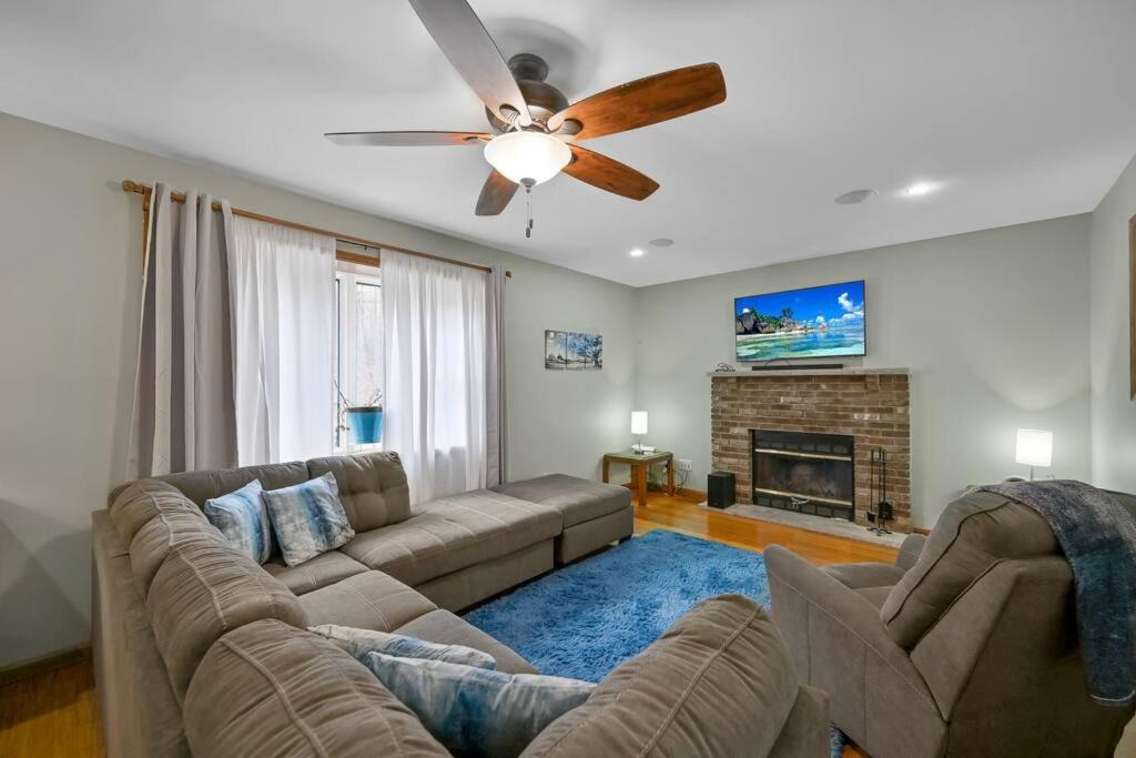Photo of Livingroom in Tobyhanna