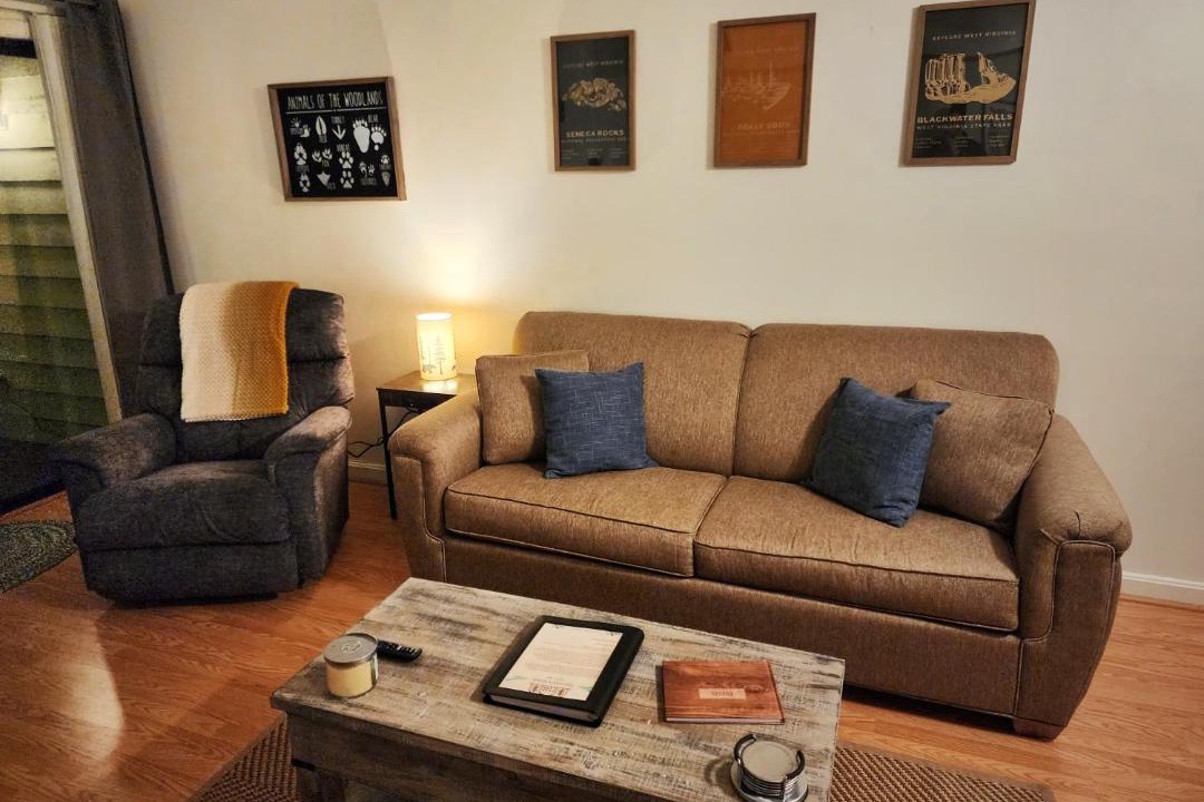 Photo of Livingroom in Davis