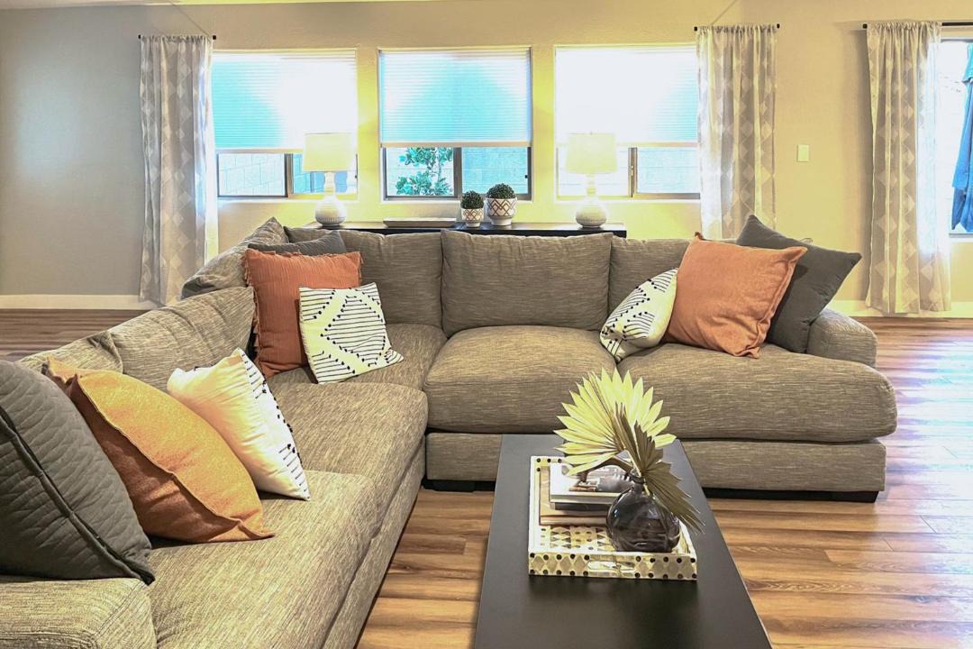 Photo of Livingroom in Power Ranch
