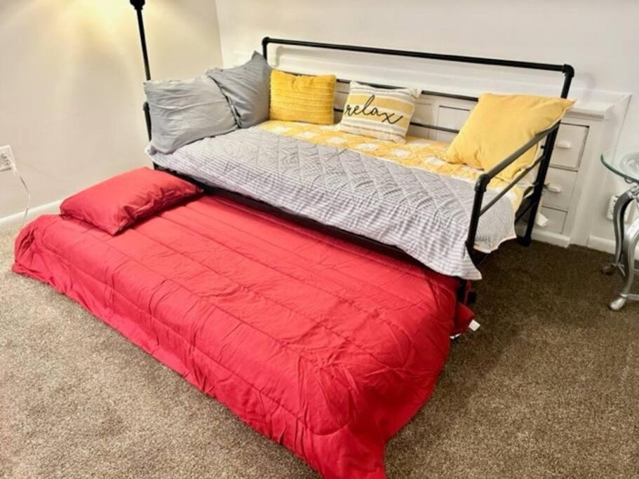 Photo of Bedroom in Monroeville