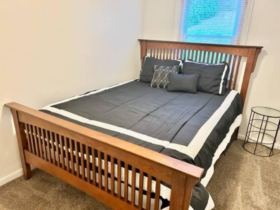 Photo of Bedroom in Monroeville