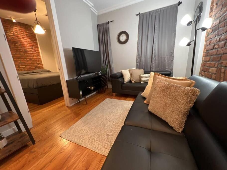 Photo of Livingroom in Crown Heights