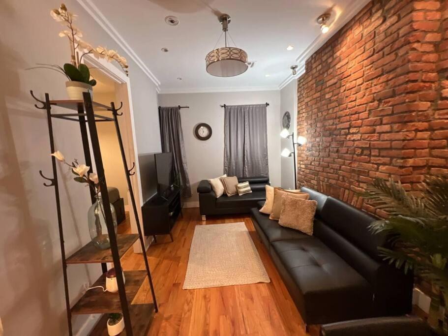 Photo of Livingroom in Crown Heights