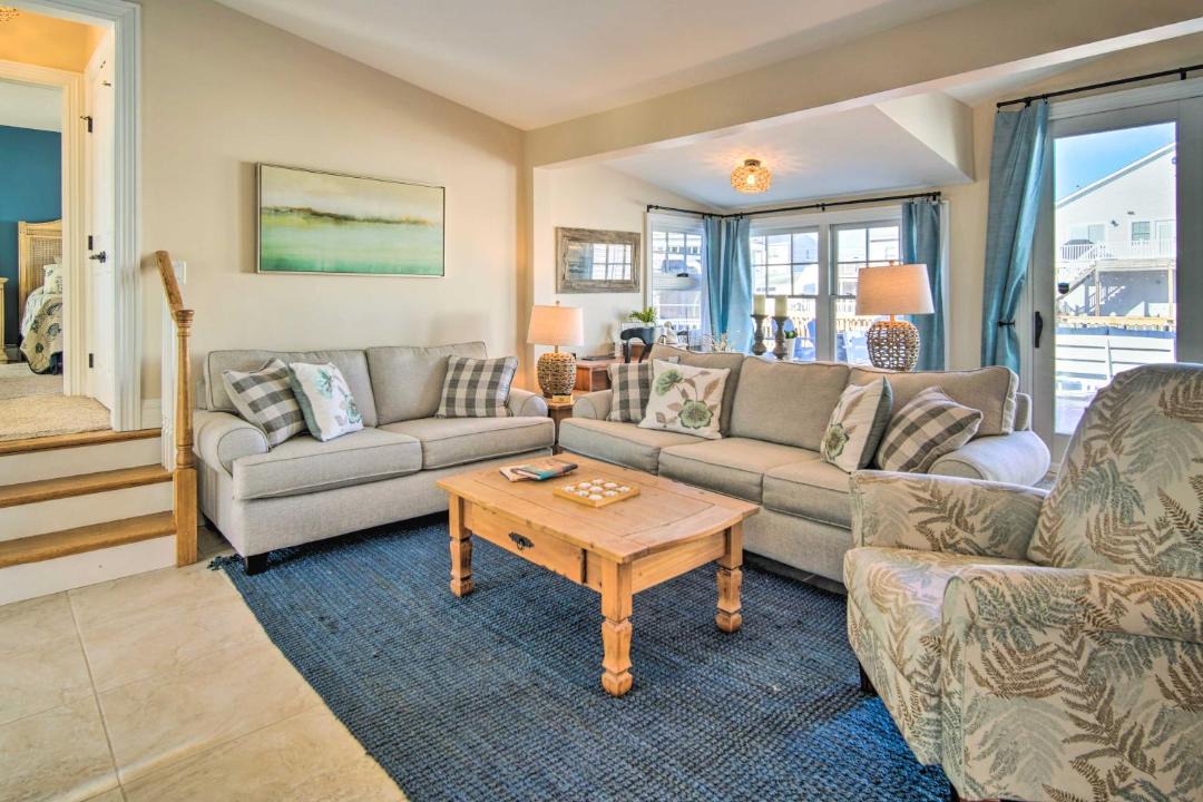 Photo of Livingroom in Beach Haven West