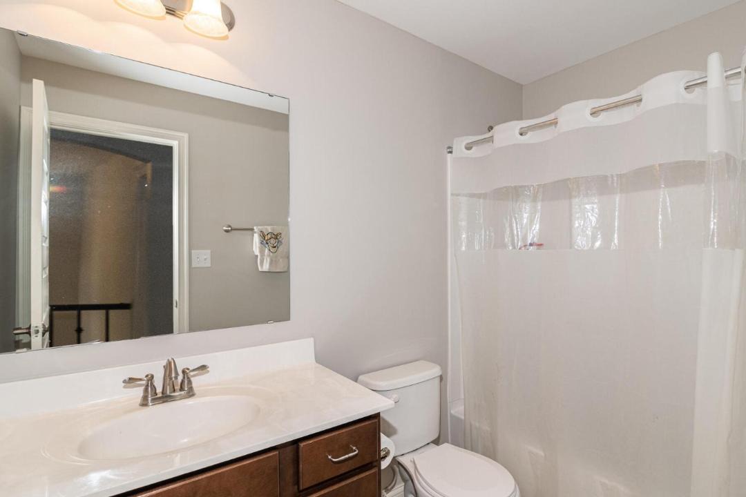 Photo of Bathroom in Maxwell