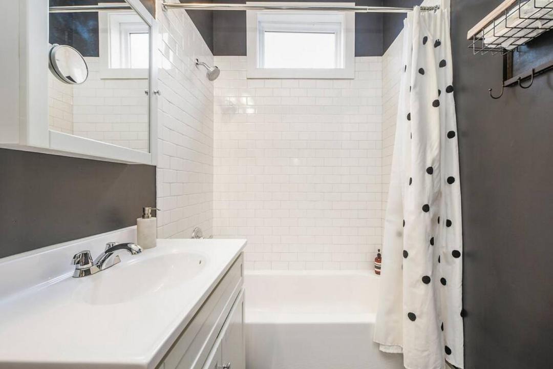 Photo of Bathroom in East Allegheny