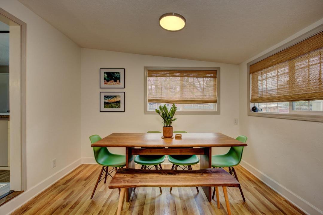 Photo of Livingroom in Sunset