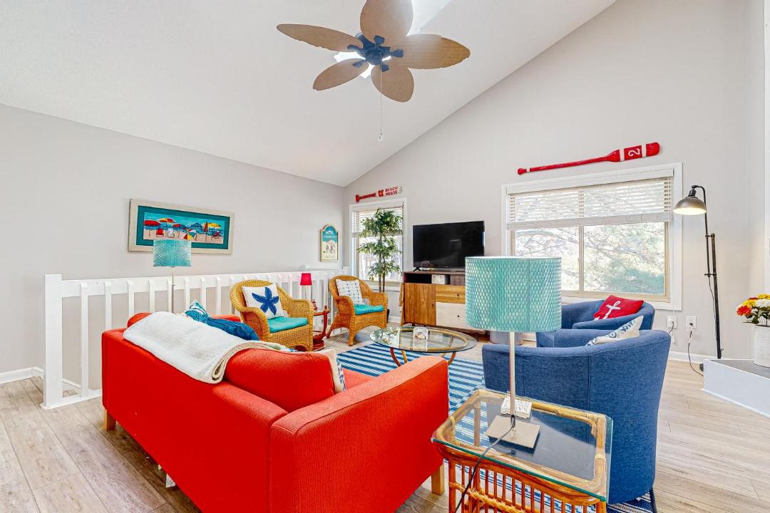 Photo of Livingroom in Sandpiper Pines