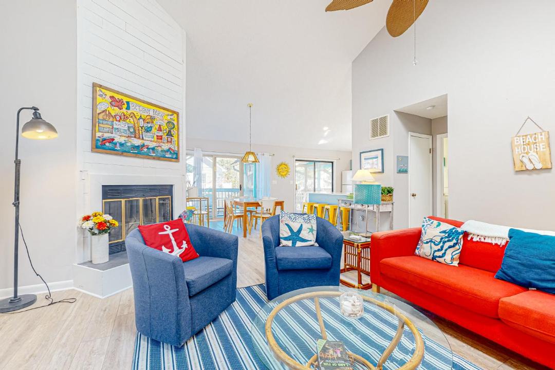 Photo of Livingroom in Sandpiper Pines