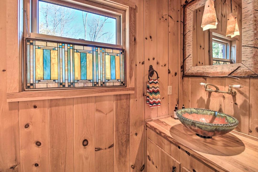 Photo of Bathroom in Mathias