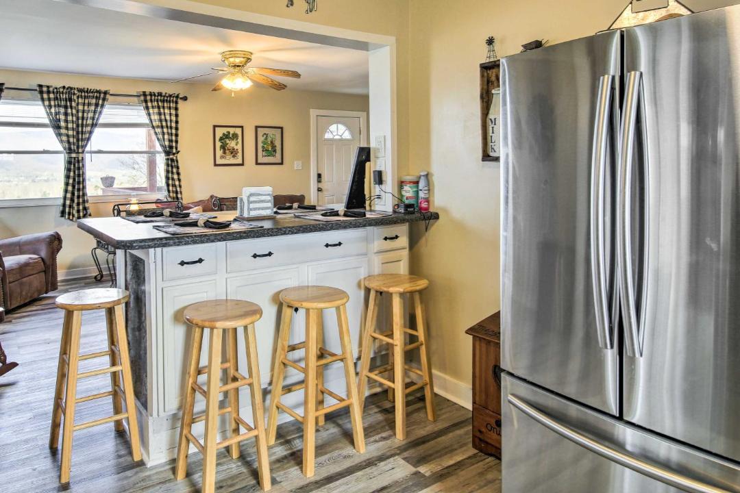 Photo of Kitchen in La Follette