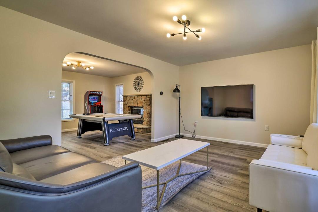 Photo of Livingroom in East Stroudsburg
