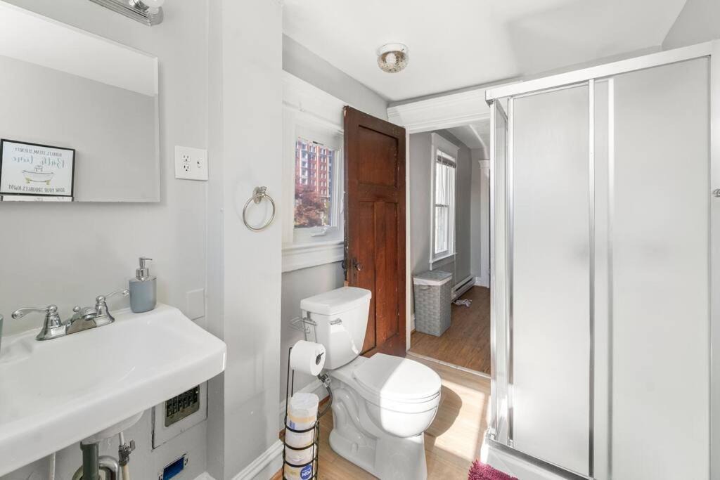 Photo of Bathroom in Charles Village