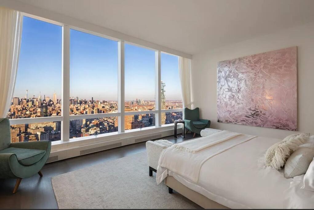 Photo of Bedroom in Central Park South