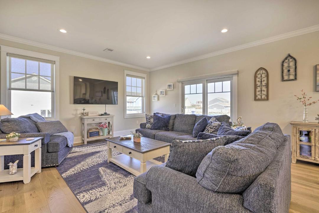 Photo of Livingroom in Long Branch