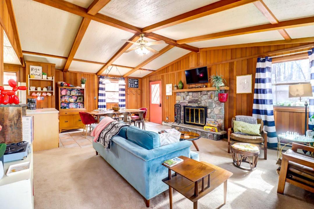 Photo of Livingroom in Gouldsboro