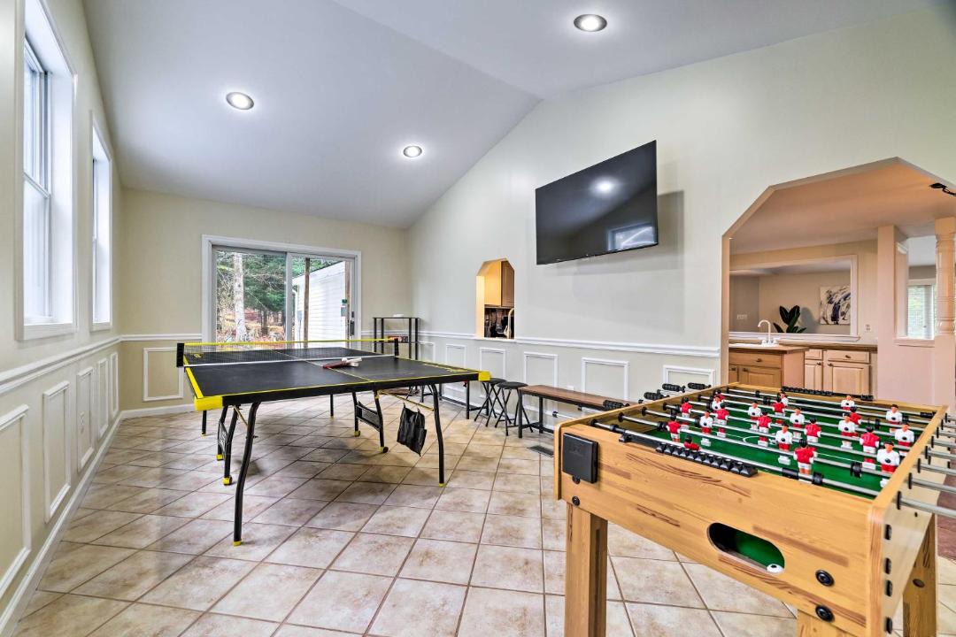 Photo of Livingroom in East Stroudsburg