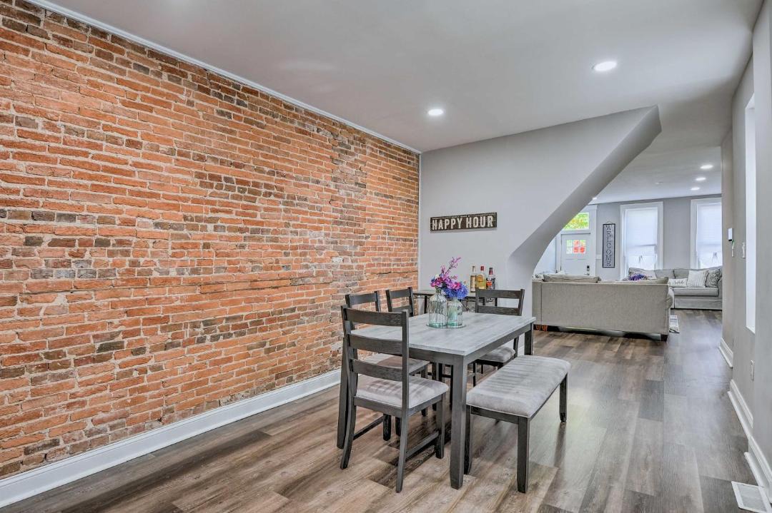 Photo of Livingroom in South Baltimore